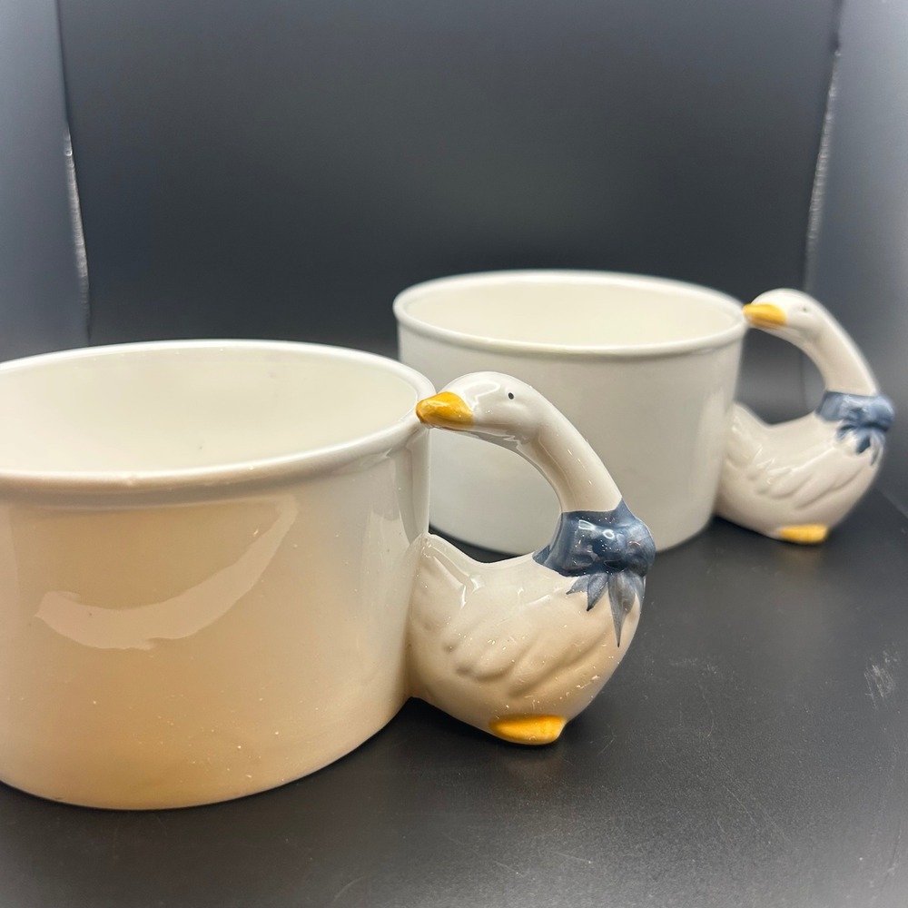 Vintage House of Lloyd Geese Soup Mugs 1988 Christmas Around the World Set of 2